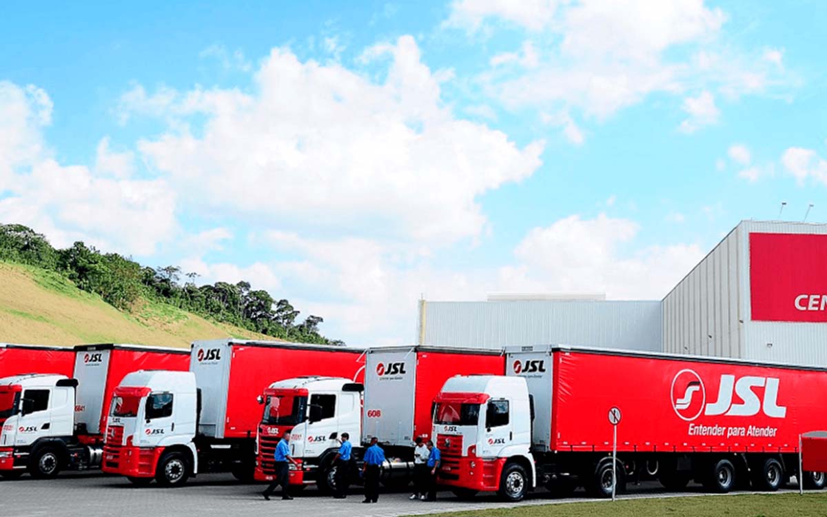 Destaque no setor logístico brasileiro, JSL está com vagas de emprego abertas. Foto: Divulgação