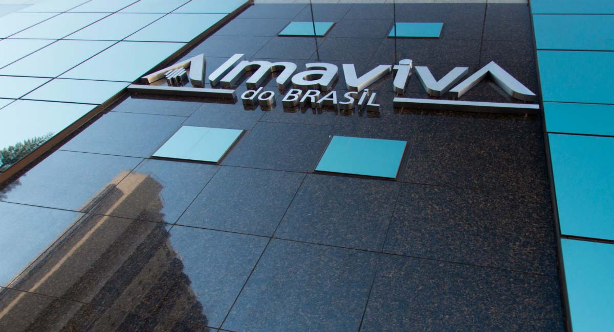 A Almaviva está com novas vagas de emprego no Brasil, confira as oportunidades. Foto: Reprodução/ Web